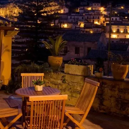 Le Lumie Guest house *