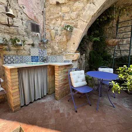 Πανσιόν Le Lumie